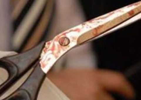 Irmãos são condenados por matarem jovem a tesouradas