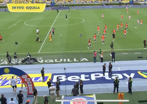 Colômbia empata sem gols com o Peru, em casa, pelas Eliminatórias