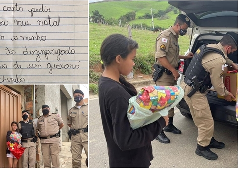 Menina pede guaraná e chinelo em carta de Natal e é surpreendida por policiais