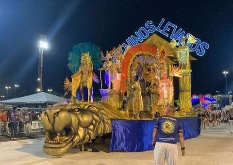 Escola de Samba Meninos Levados vence Grupo B do Carnaval de Manaus