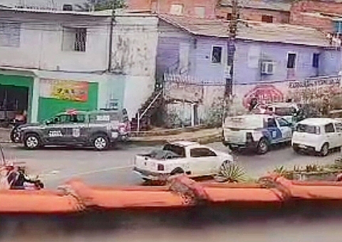 Perseguição e troca de tiros terminam com três baleados em Manaus; vídeo