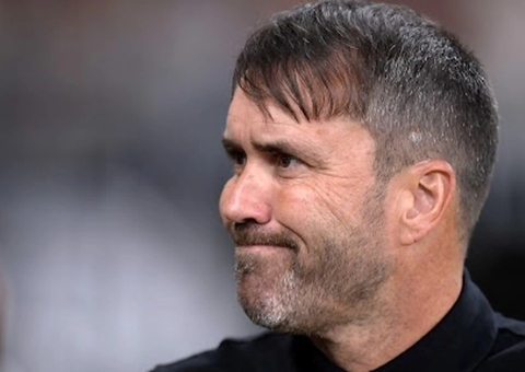 Paulinho diz que elenco do Atlético-MG fez churrasco em despedida de Coudet