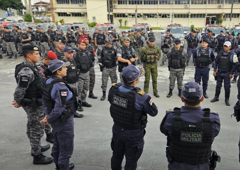 Polícia apreende 26 armas e prende 2 foragidos durante fim de semana em Manaus
