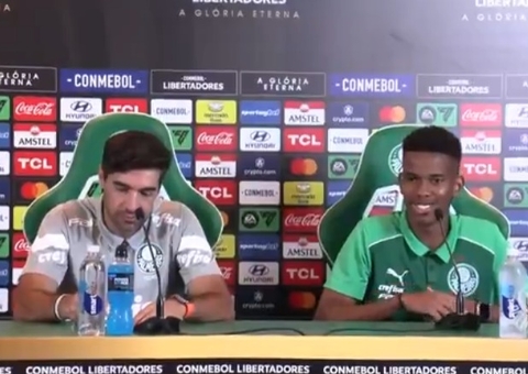 Estêvão encanta em noite histórica pelo Palmeiras