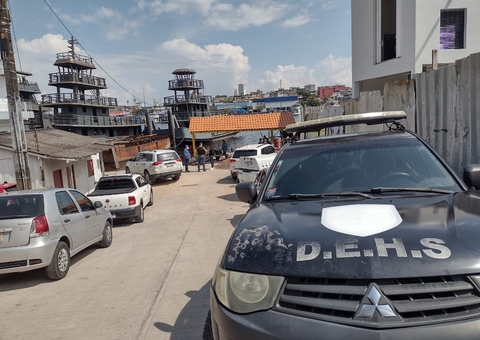 Corpo é encontrado boiando próximo a porto de Manaus