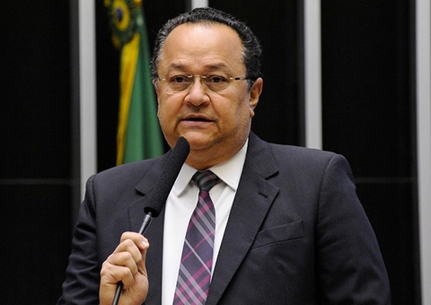 Deputado federal Silas Câmara tem mandato cassado pelo TRE-AM