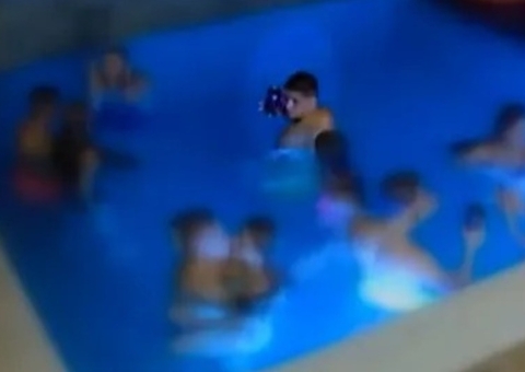 Vídeo mostra jogador Everton, ex-Flamengo, perto de mulher que o denuncia por importunação