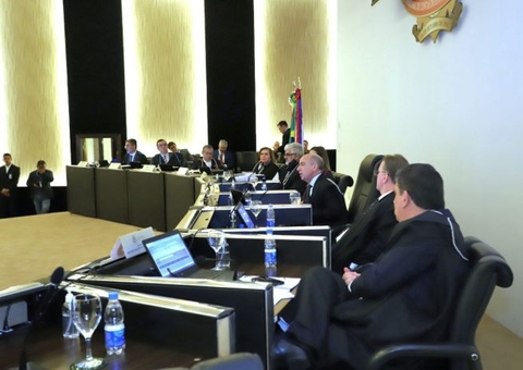 Última sessão do ano do TCE-AM tem Câmara de Novo Airão com contas reprovadas