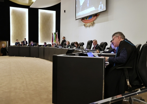 Prefeito de Itamarati tem bens bloqueados por não suspender show de Marília Tavares