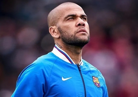 Tribunal de Barcelona encaminha Dani Alves a julgamento por agressão sexual