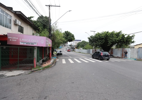 Trecho da Avenida Tefé é interditado e ônibus mudam rota em Manaus; veja