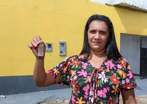 Casa Manauara: mais 15 moradias reformadas são entregues no Colônia Terra Nova