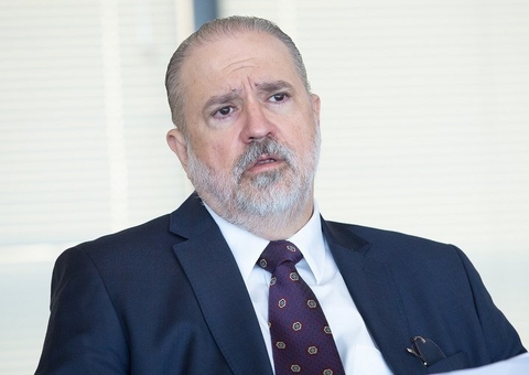 PGR defende convocação de governadores na CPI da Covid