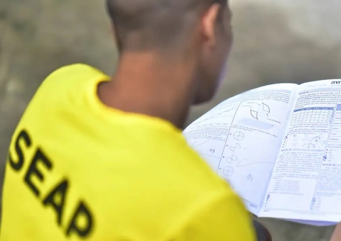Inep realiza hoje provas do Enem para presos em todo o país
