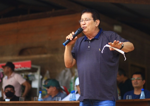 Alfredo participa de reunião com lideranças do Careiro Castanho