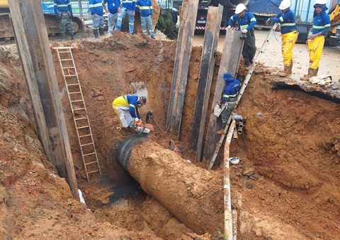 Ageman notifica Águas de Manaus sobre rompimento de adutora na Av. Coronel Teixeira
