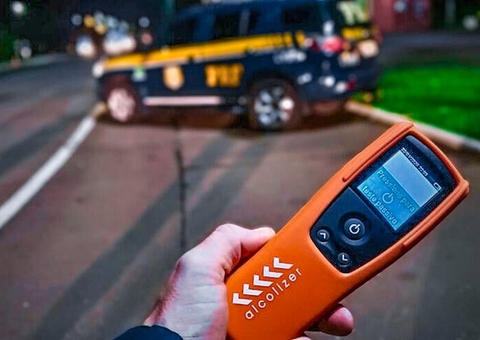 Motorista é preso após ser flagrado dirigindo embriagado na BR-319 em Manaus