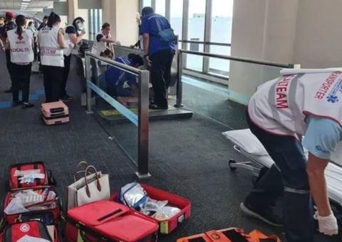 Passageira tem perna amputada após acidente em esteira rolante de aeroporto