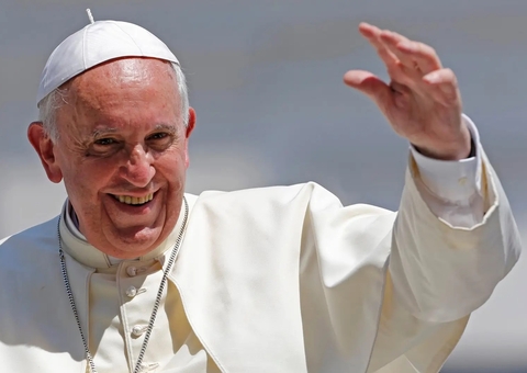 Papa vai a Lisboa sob críticas de gastos públicos excessivos em megaevento 