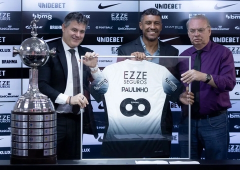 Paulinho fala sobre futuro após despedida do Corinthians