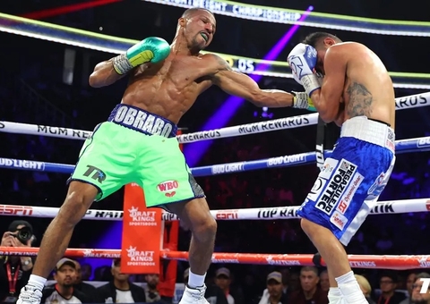 Robson Conceição e Emanuel Navarrete empatam e cinturão fica com o mexicano