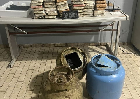 Mais de 50 quilos de drogas são encontrados em botijas de gás no Amazonas