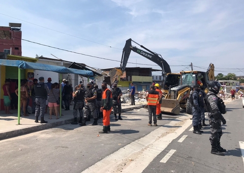 Invasores retirados em reintegração estavam em área de preservação de Manaus