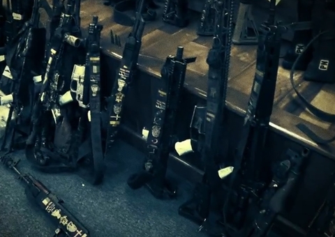 Fábricas clandestinas em SP e Minas Gerais forneciam fuzis para o CV