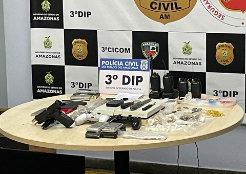 Trio suspeito de roubar loja da Apa Móveis é preso em ponto de drogas