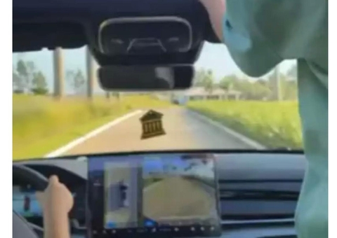 Detran pede investigação após filho de Gusttavo Lima dirigir carro