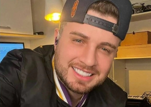 Cantor sertanejo Conrado passa por cirurgia quase um mês após acidente