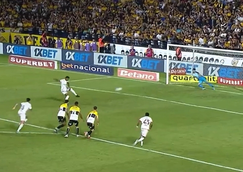 Flamengo faz 3 a 0 e deixa Criciúma à beira do rebaixamento no Brasileirão