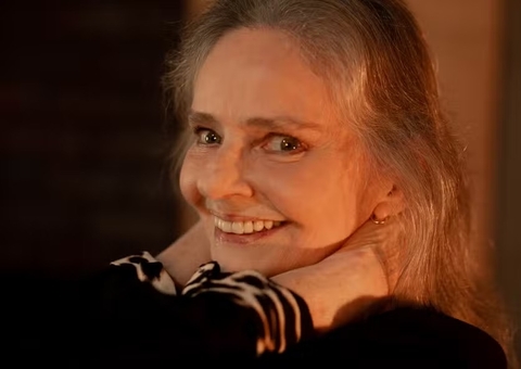 Cantora Angela Ro Ro morre aos 75 anos