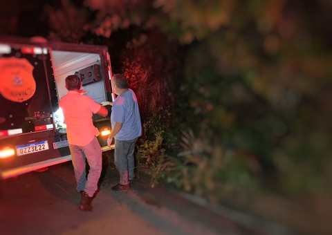 Moradores encontram corpo de homem em calçada no Tarumã