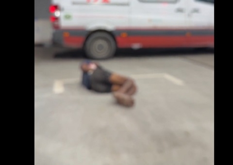 Homem é baleado na mão pelo tribunal do crime no Jorge Teixeira