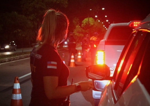 Operação flagra cinco motoristas dirigido embriagados por ruas de Manaus