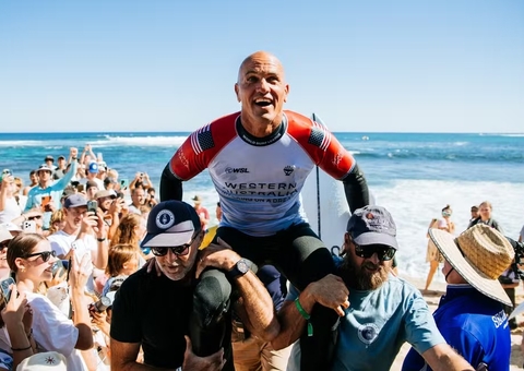 Maior campeão da história, Kelly Slater, se despede da WSL
