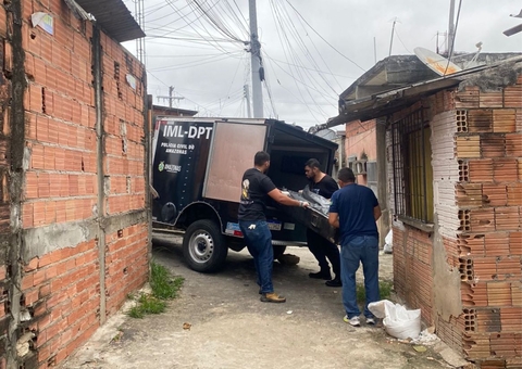 Criminosos invadem casa e matam jovens que estavam dormindo em Manaus