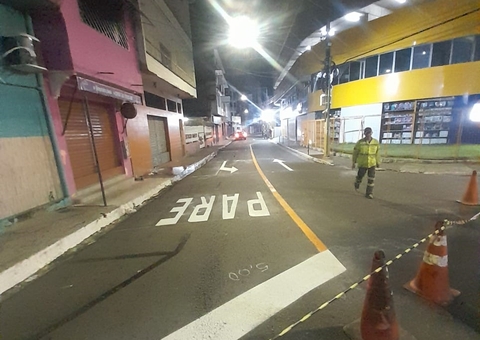 Rua de Manaus recebe nova sinalização no Centro; veja como fica