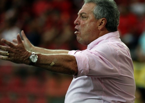 Fluminense anuncia Abel Braga como novo técnico em 2022