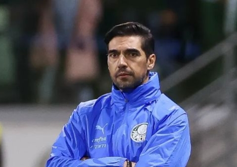 'Quarta opção', Abel unifica títulos de ídolos históricos do Palmeiras