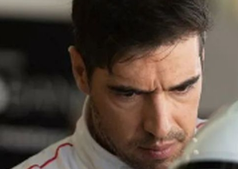 Abel Ferreira doará receitas de camisa para vítimas das chuvas em São Paulo