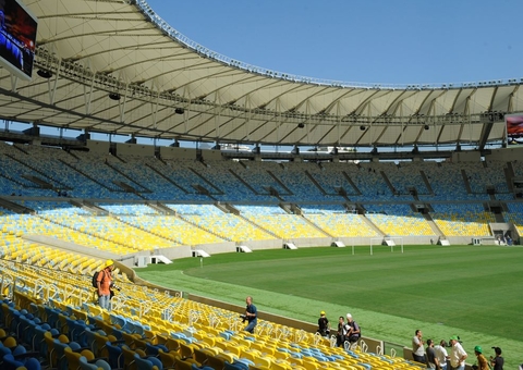 Deputados aprovam rebatizar Maracanã com nome em homenagem ao Rei Pelé