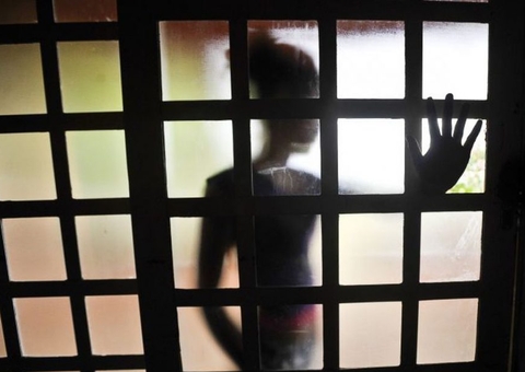 Mãe flagra filha de 5 anos sendo abusada pelo vizinho em Manaus