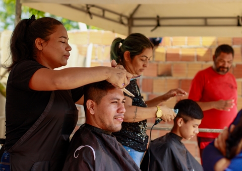 Indígenas na Cidade das Luzes recebem ação social neste sábado em Manaus
