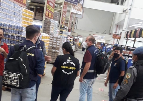 Supermercados e padaria são autuados por irregularidades em Manaus