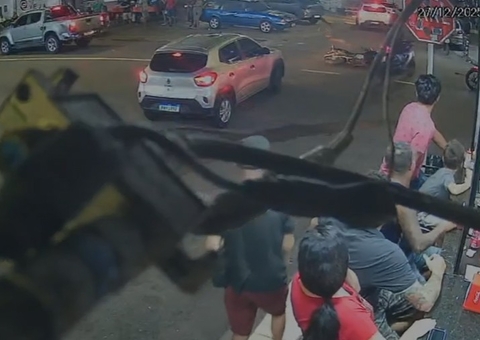 Suspeito de assalto é atropelado ao tentar escapar de perseguição no Alvorada