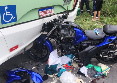 Sogra morre em acidente na Torquato após genro atender telefone enquanto conduzia moto