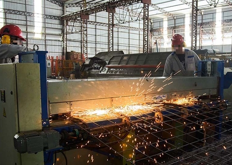Moradores voltam a denunciar construtora e empresa de aço em Manaus 