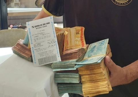 Amigos se unem e fazem aposta única de R$ 22 mil na Mega da Virada